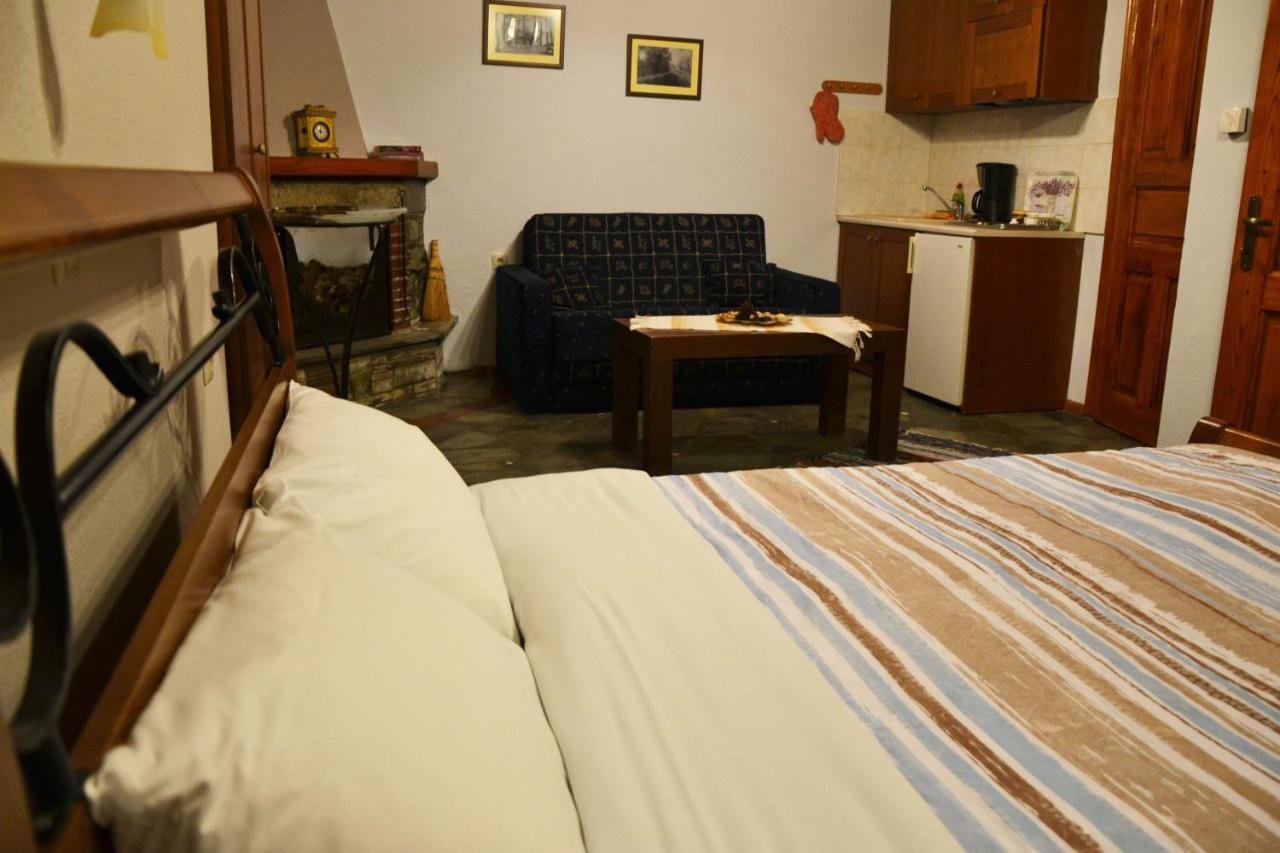 Φιλυρέα - Ενοικιαζόμενα Δωμάτια 扎戈拉 外观 照片